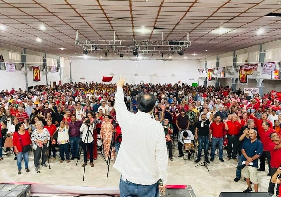 GERARDO NOROÑA ESTUVO EN TEPIC.