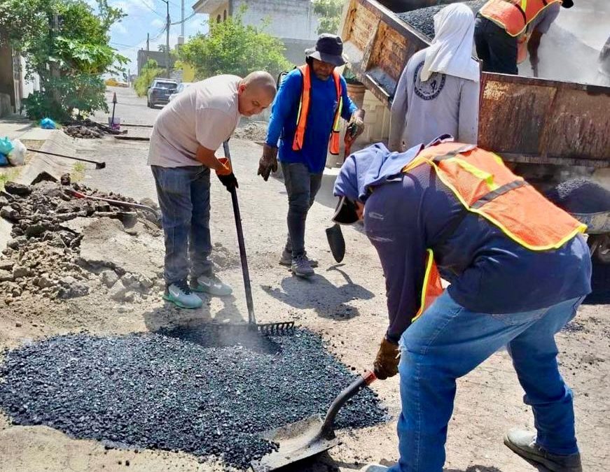 Ordena Geraldine Ponce intensificar programa de bacheo en calles de Tepic