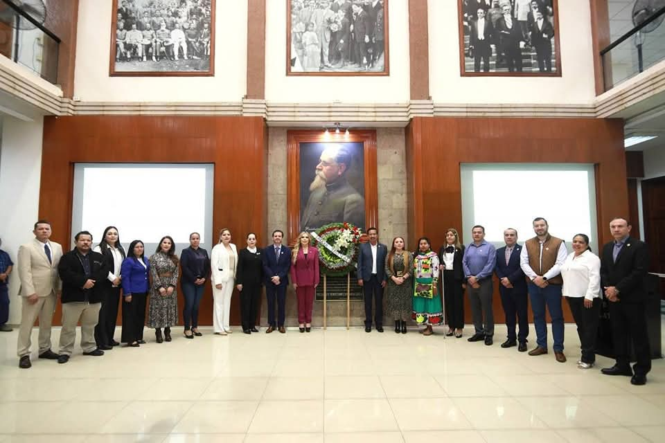 Celebra Congreso la Promulgación de la Constitución Mexicana y la constitución de Nayarit