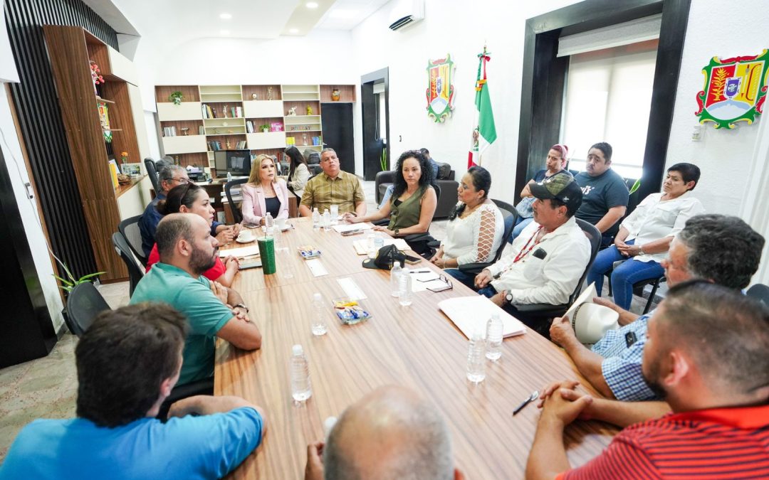Gobierno de Nayarit privilegia el respeto a la ley y el diálogo con trabajadores, propietarios de bares y restaurantes de la zona centro de Tepic