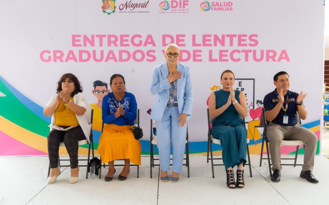 Transforma Beatriz Estrada la salud visual de más nayaritas