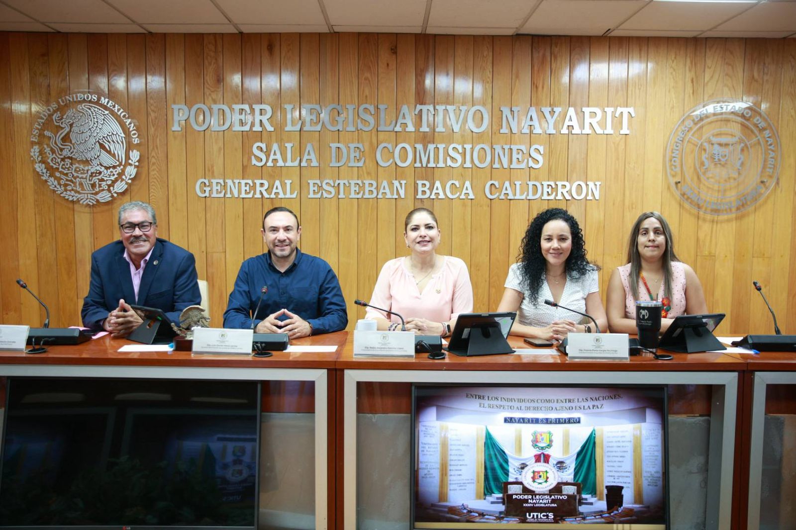 Trabaja Congreso por igualdad salarial y mejor atención en salud