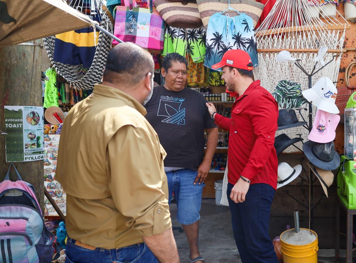 Israel Santillán supervisa en territorio afectaciones por las lluvias presentadas en Bahía de Banderas